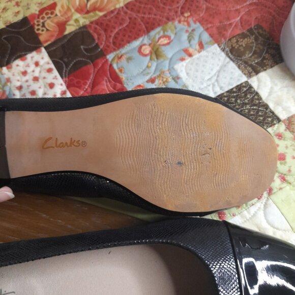 *BOGO* Women's Size 8 | Clark's Ultimate Comfort Pumps - Picture 7 of 7
